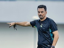 Debut Carlos Pena di Persita, Langsung Hadapi Mantan