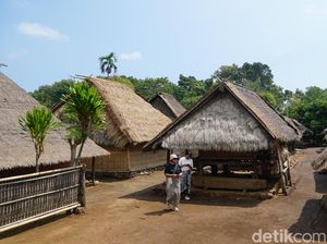 Potret Desa Beleq, Desa Adat Tertua Suku Sasak Potret Desa Beleq, Desa Adat Tertua Suku Sasak
