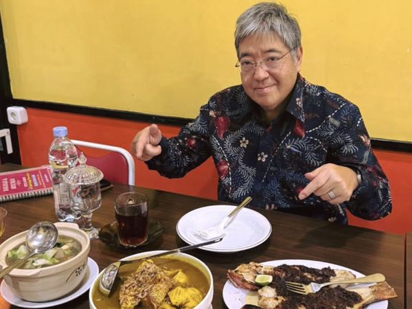 Hobi Kulineran, Duta Besar Jepang Cicip Bakmi Godog hingga Seafood Makassar