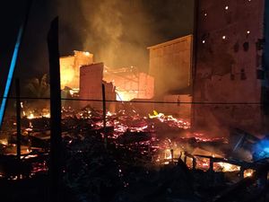 9 Rumah-Gedung Sarang Walet di Katingan Ludes Terbakar