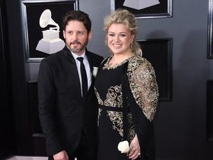 Mantan Suami Kelly Clarkson Meninggal Dunia Mantan Suami Kelly Clarkson Meninggal Dunia