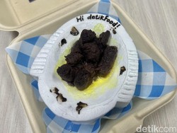 Video: Viral Kue Bentuk Toilet yang Bikin Jijik, Gimana Ya Rasanya? Video: Viral Kue Bentuk Toilet yang Bikin Jijik, Gimana Ya Rasanya?