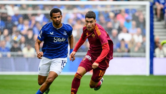 Matias Soule, AS Roma, Everton