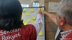 Potret Coretan Cita-cita Siswa Sekolah Rakyat: CEO, Artis hingga Orang Kaya