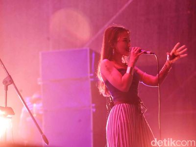 Musik Magis Barasuara di The Sound Project 8