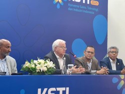 Peraih Nobel Brian Schmidt Kritik Pemeringkatan Kampus, Tak Adil bagi Pelajar