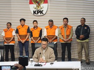 KPK Tetapkan 5 Tersangka Terkait OTT Sultra, Termasuk Bupati Koltim Abdul Azis KPK Tetapkan 5 Tersangka Terkait OTT Sultra, Termasuk Bupati Koltim Abdul Azis