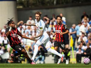 Leeds United Vs AC Milan Tuntas 1-1 Leeds United Vs AC Milan Tuntas 1-1