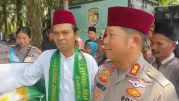 UAS Puji Polres Kuansing Gelar Pasar Murah: Polisi Bukan Sembarang Polisi