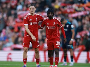 Aktivitas Transfer Liverpool Bikin Legendanya Senang