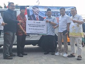 HNW Salurkan Mobil Tanggap Bencana untuk Warga di Jakarta HNW Salurkan Mobil Tanggap Bencana untuk Warga di Jakarta