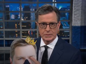 Stephen Colbert Dipecat CBS: Netflix, Hubungi Aku! Stephen Colbert Dipecat CBS: Netflix, Hubungi Aku!