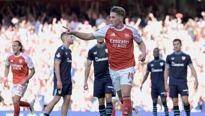 LONDON, ENGLAND - AUGUST 09: Viktor Gyökeres of Arsenal celebrates scoring his teams first goal during the pre-season friendly match between Arsenal and Athletic Club at Emirates Stadium on August 09, 2025 in London, England. (Photo by Stuart MacFarlane/Arsenal FC via Getty Images)