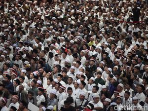 Ribuan Jamaah Hadiri Zikir Kebangsaan di Masjid Istiqlal