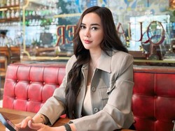 Aura Kasih Gak Nyaman Isu Soal Ridwan Kamil, Pertimbangkan Langkah Hukum