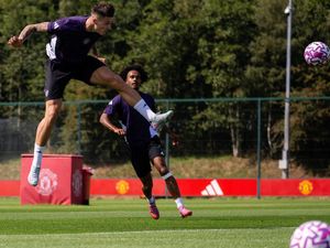 Benjamin Sesko Langsung Terbang di Latihan Perdana bareng MU