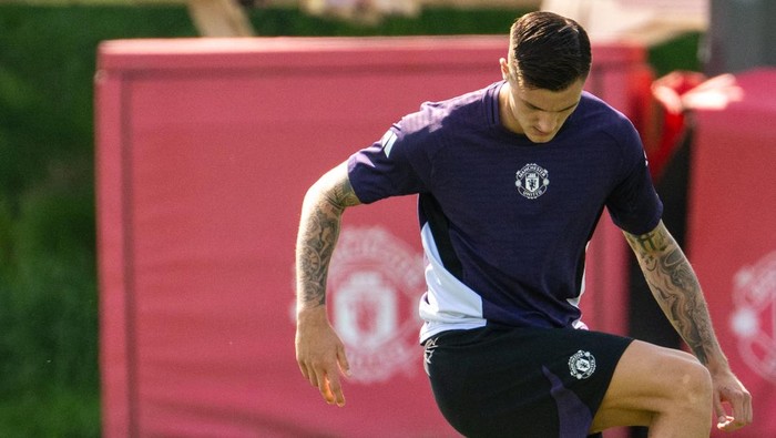 benjamin sesko,sesko,manchester united,man united,man utd,mu (EXCLUSIVE COVERAGE) Benjamin Sesko of Manchester United in action during a first team training session at Carrington Training Ground on August 10, 2025 in Manchester, England. (Photo by Ash Donelon/Manchester United via Getty Images)