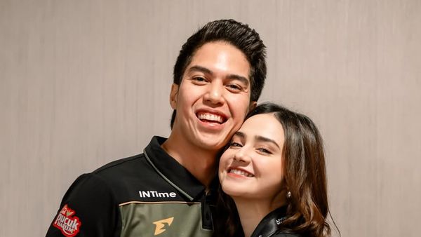 7 Foto El Rumi Tanding Tinju Didampingi Syifa Hadju Hingga Camer
