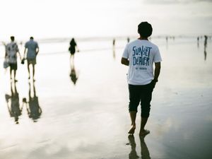 Sunset Deeler, Pop Reggae Igo Blado Oleh-oleh Hibernasi