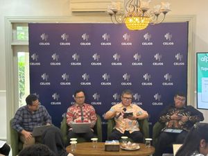 Asosiasi Pinjol Bantah Keras Dituding Atur Bunga Asosiasi Pinjol Bantah Keras Dituding Atur Bunga