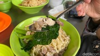 Tengah Bulan Bisa Makan Hemat, di 5 Tempat Ini Menunya Mulai Rp20 Ribuan