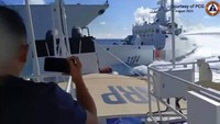 Video: Detik-detik 2 Kapal China Tabrakan Saat Kejar Kapal Filipina