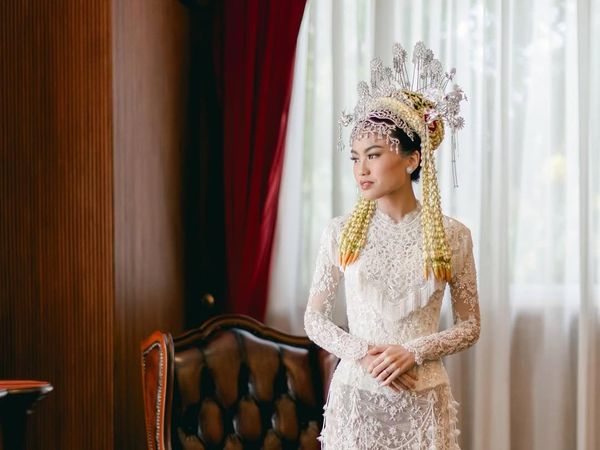 8 Potret Anggun Namira Adjani, Anak Alya Rohali Menikah Berbalut Kebaya Betawi