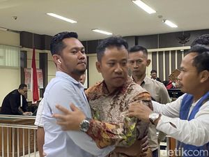 Martono Penyuap Eks Wali Kota Semarang Mbak Ita Divonis 4,5 Tahun Bui Martono Penyuap Eks Wali Kota Semarang Mbak Ita Divonis 4,5 Tahun Bui