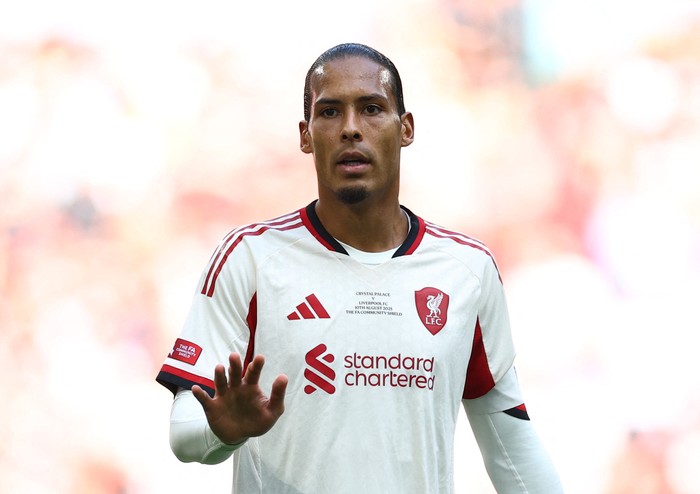 Soccer Football - FA Community Shield - Crystal Palace v Liverpool - Wembley Stadium, London, Britain - August 10, 2025 Liverpools Virgil van Dijk reacts Action Images via Reuters/Matthew Childs