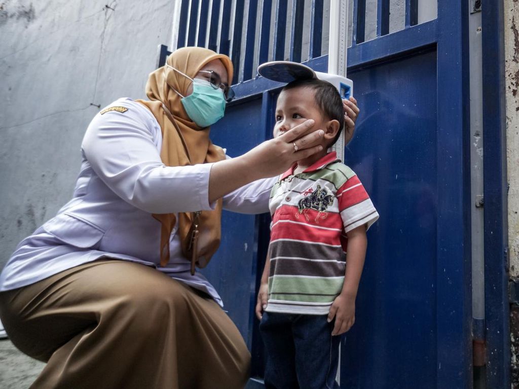 8,6 Juta Keluarga Berisiko Stunting 8,6 Juta Keluarga Berisiko Stunting