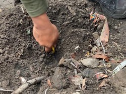 Video: Dishub Masih Cari Penyebab Asap Panas di Dalam Tanah Kota Depok