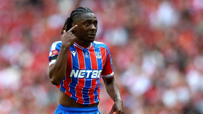 Soccer Football - FA Community Shield - Crystal Palace v Liverpool - Wembley Stadium, London, Britain - August 10, 2025 Crystal Palaces Eberechi Eze reacts Action Images via Reuters/Matthew Childs