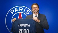 Teranyar bek tengah Illia Zabarnyi dibeli PSG seharga 63 juta Euro atau setara Rp 1,1 triliun. (@PSG_English di media sosial X)