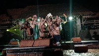 Gaharnya Otot Buruh Pabrik Genting di Majalengka