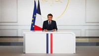 Emmanuel Macron Dukung UEFA Lawan Gianni Infantino