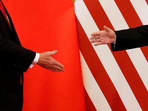 Deal! Trump dan China Tunda Tarif Dagang 90 Hari Lagi