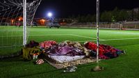 Warga Turki Pilih Tidur di Stadion Pascagempa