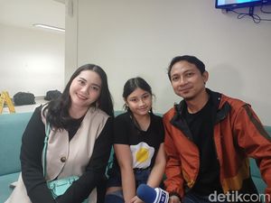 Aden Bajaj Posesif Punya Anak Perempuan: Banyak yang Mau Jadiin Mantu Aden Bajaj Posesif Punya Anak Perempuan: Banyak yang Mau Jadiin Mantu