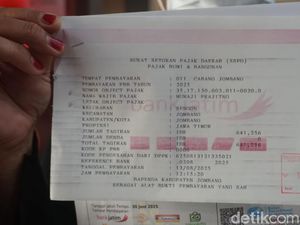 Video: PBB Jombang Naik hingga 1.202% Tapi Warganya Nggak Demo, Kok Bisa? Video: PBB Jombang Naik hingga 1.202% Tapi Warganya Nggak Demo, Kok Bisa?