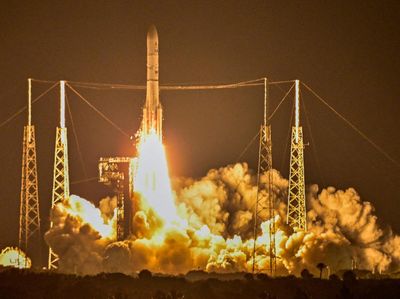 AS Lepas Roket Vulcan untuk Misi Pertahanan Penting