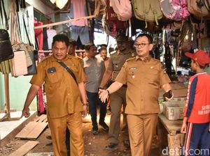 Bupati Soppeng Gratiskan Biaya Sewa Kios Pedagang Pasar Sentral Cabenge