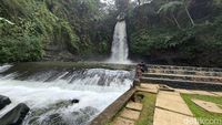 Pesona Keindahan Curug Bangkong Kuningan