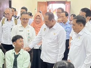 Kemenkopolkam Sebut Kecanduan Gawai Lebih Berbahaya Dibanding Narkoba Kemenkopolkam Sebut Kecanduan Gawai Lebih Berbahaya Dibanding Narkoba