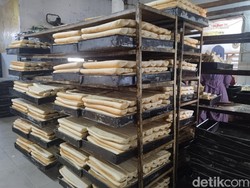 Mimpi yang Masih Dijaga di Gang Roti Bandung