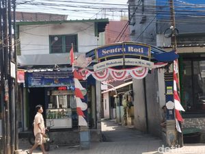Jejak Panjang Pabrik Roti Legendaris di Antara Gang Bandung Jejak Panjang Pabrik Roti Legendaris di Antara Gang Bandung