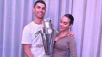 Istri Ronaldo Sindir Jorge Jesus, Cantumkan Kutipan Palsu Sir Alex