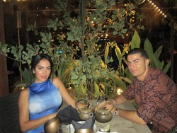 Video: Cristiano Ronaldo Akhirnya Nikahi Georgina Usai 10 Tahun Bersama