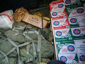 Video: Raut Bahagia Pemuda Gaza Saat Unboxing Paket Bantuan dari RI Video: Raut Bahagia Pemuda Gaza Saat Unboxing Paket Bantuan dari RI