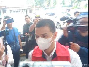 Jonathan Frizzy Pilih Bungkam Jelang Sidang Lanjutan Kasus Vape