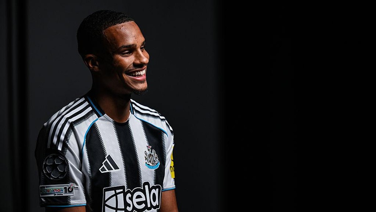 Newcastle United datangkan Malick Thiaw dari AC Milan (Newcastle United via Getty Image/Serena Taylor)